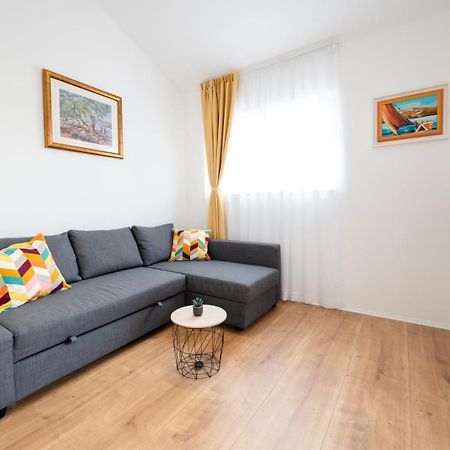 Apartments Piskulic Brodarica  Extérieur photo