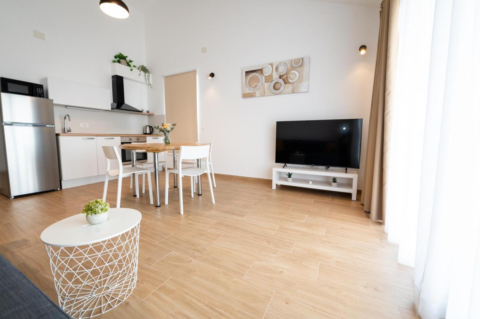 Apartments Piskulic Brodarica  Extérieur photo