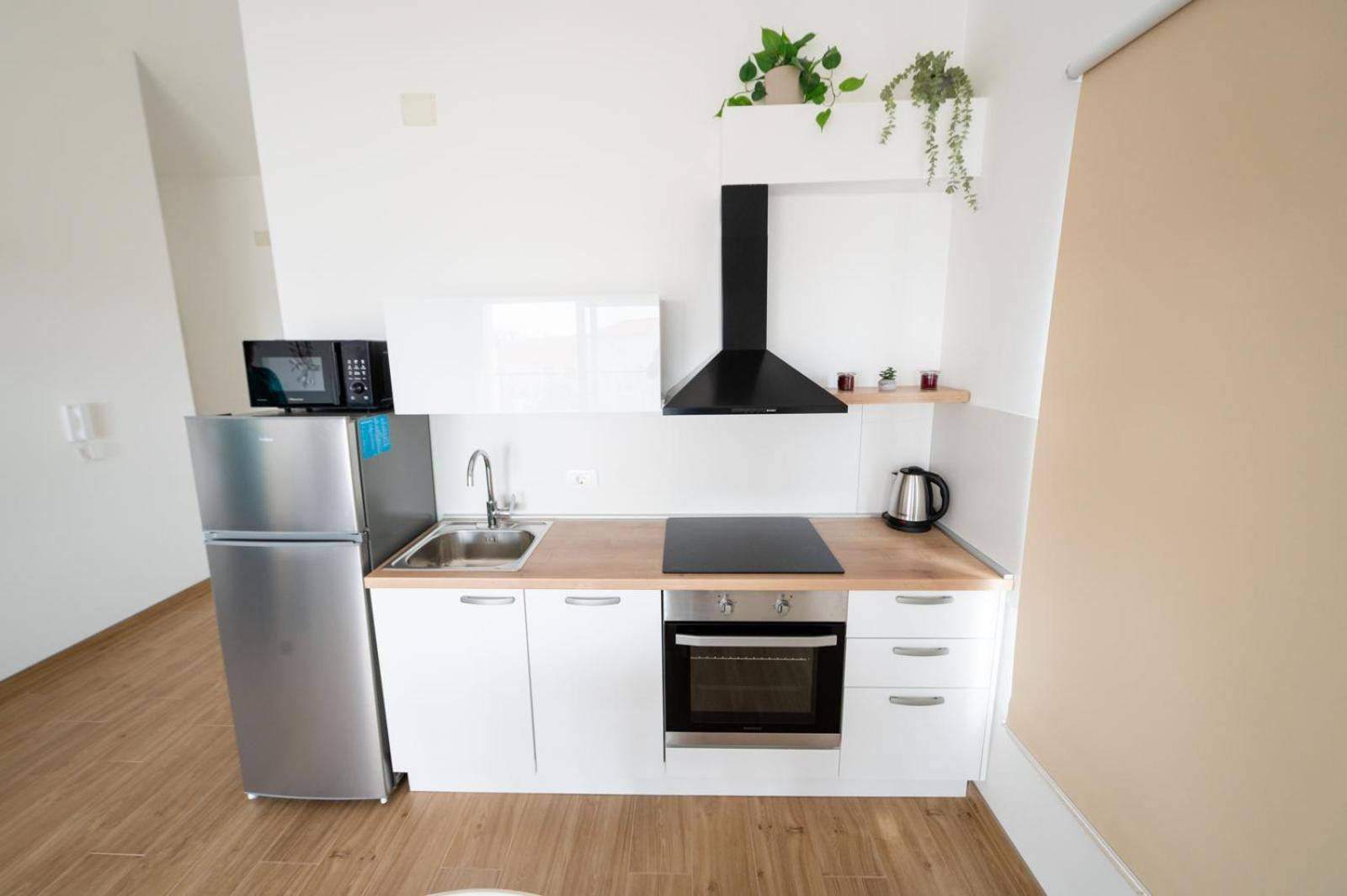 Apartments Piskulic Brodarica  Extérieur photo